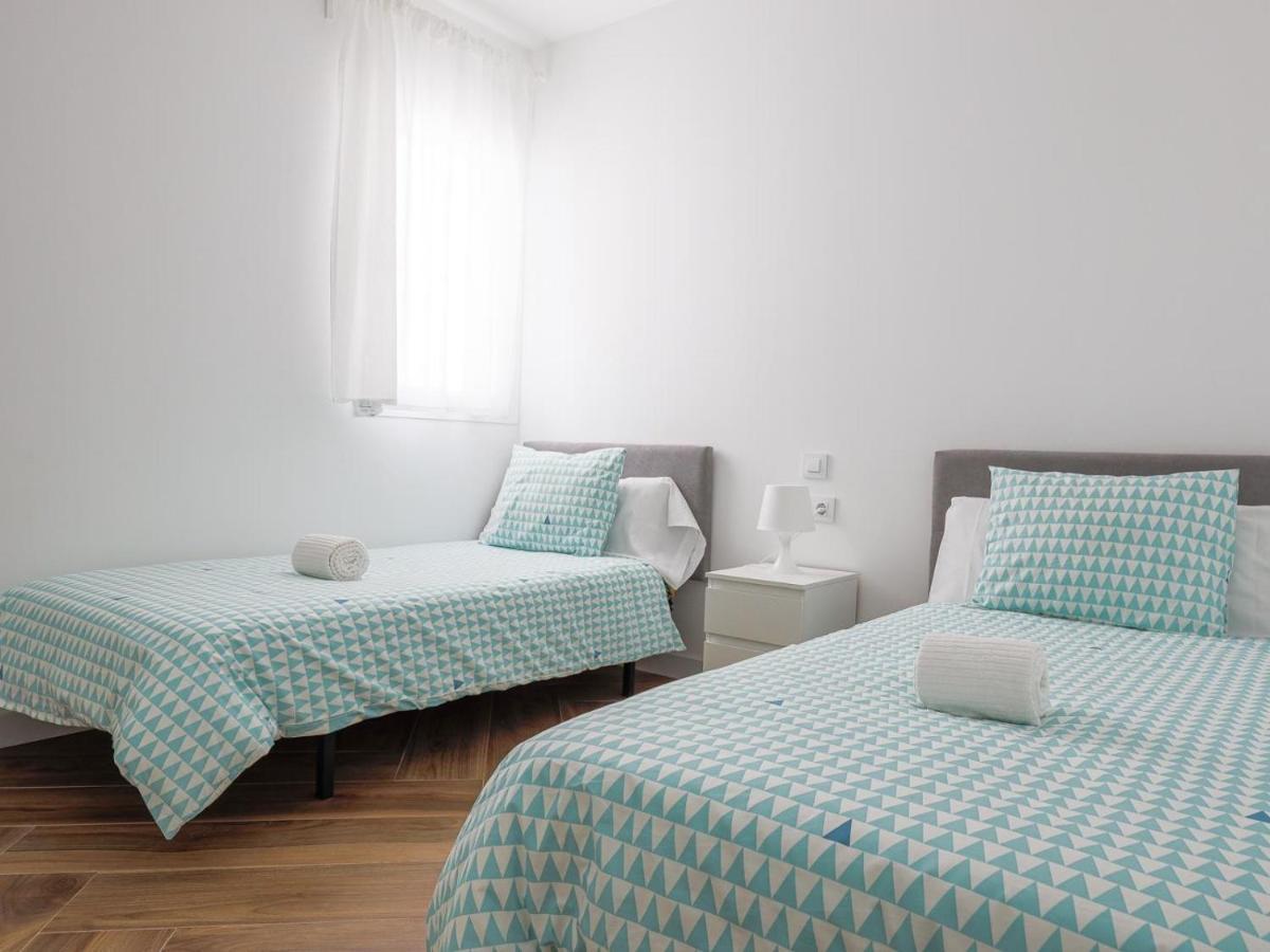 Apartamento Algaba aral Alto y bajo Alcala del Rio Exterior foto