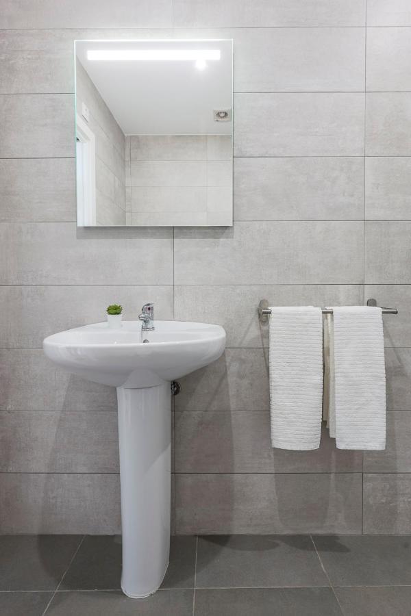 Apartamento Algaba aral Alto y bajo Alcala del Rio Exterior foto