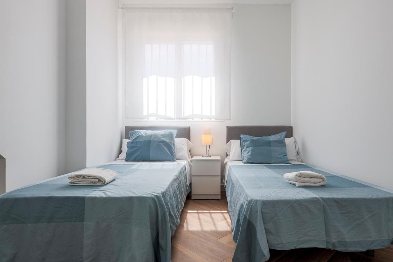Apartamento Algaba aral Alto y bajo Alcala del Rio Exterior foto