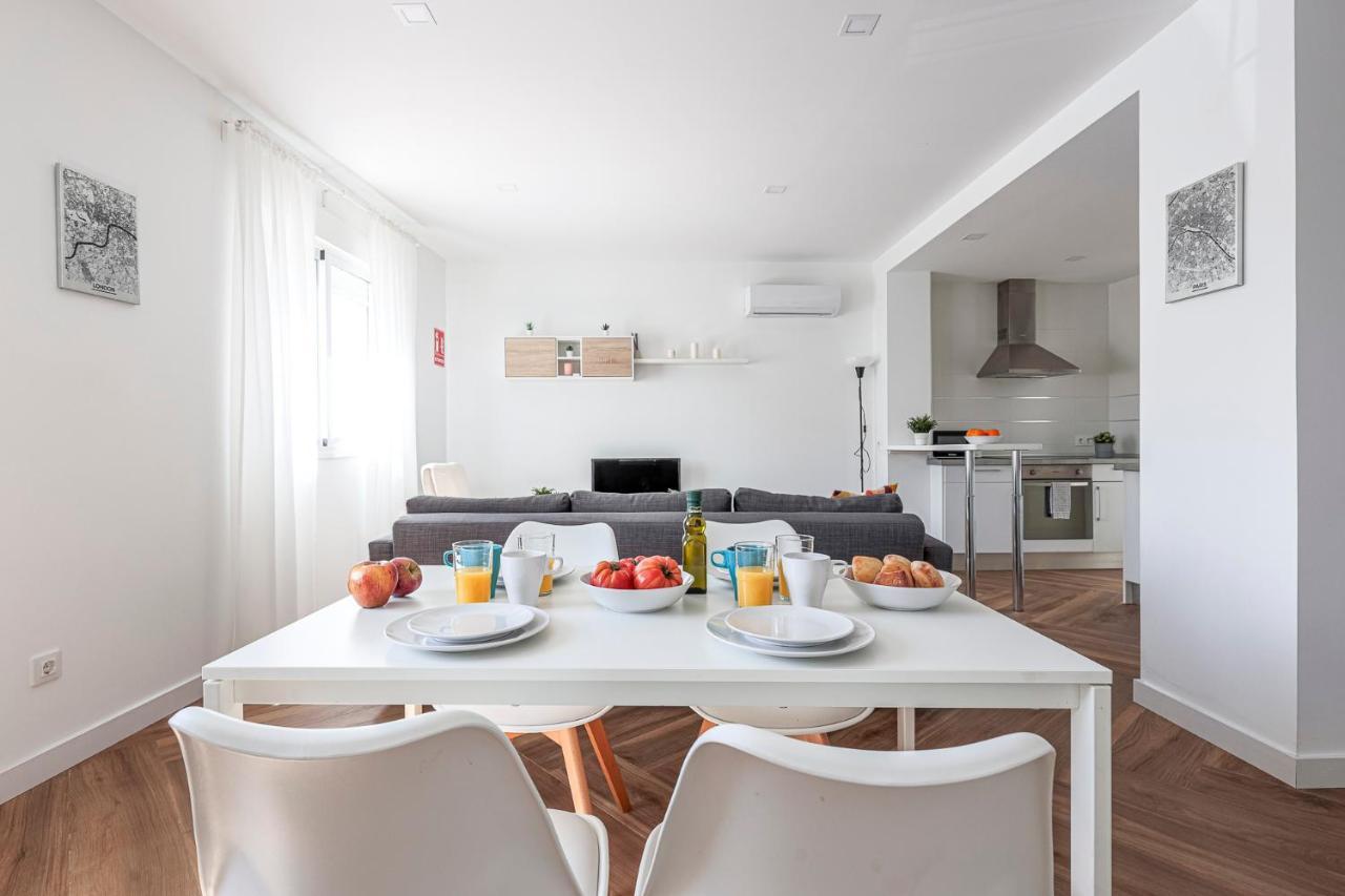 Apartamento Algaba aral Alto y bajo Alcala del Rio Exterior foto