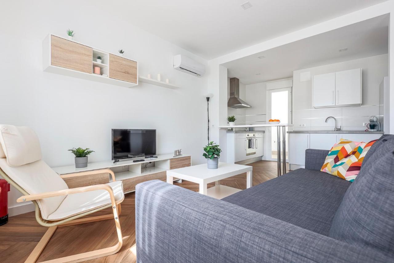 Apartamento Algaba aral Alto y bajo Alcala del Rio Exterior foto
