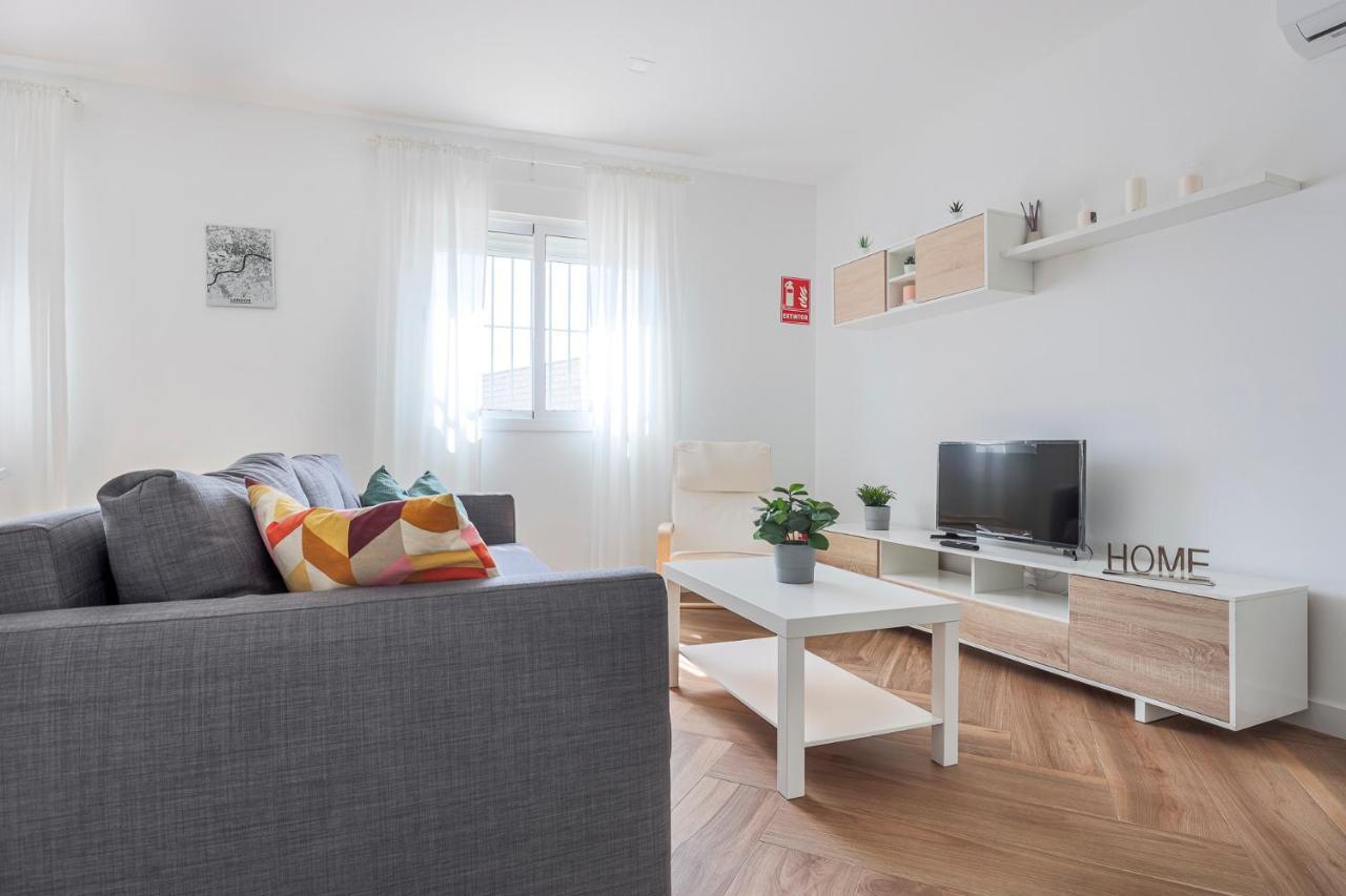 Apartamento Algaba aral Alto y bajo Alcala del Rio Exterior foto